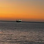 Disfruta La Tranquilidad Frente Al Mar
